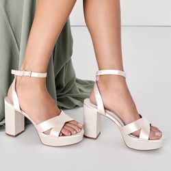 BRAND NEW LULUS CHAMPAGNE WEDGE HEELS!