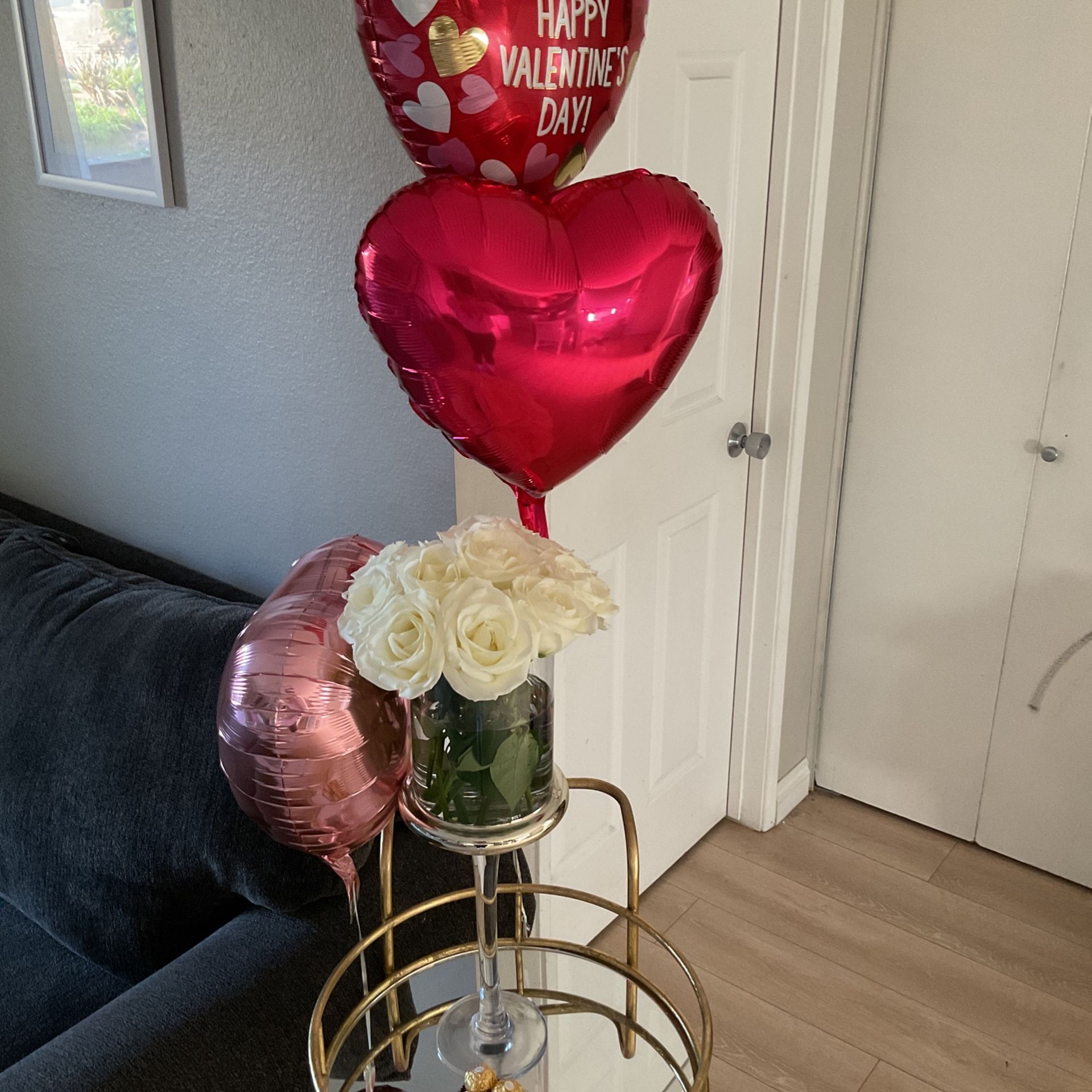 Flowers  And  Balloons Chocolate 