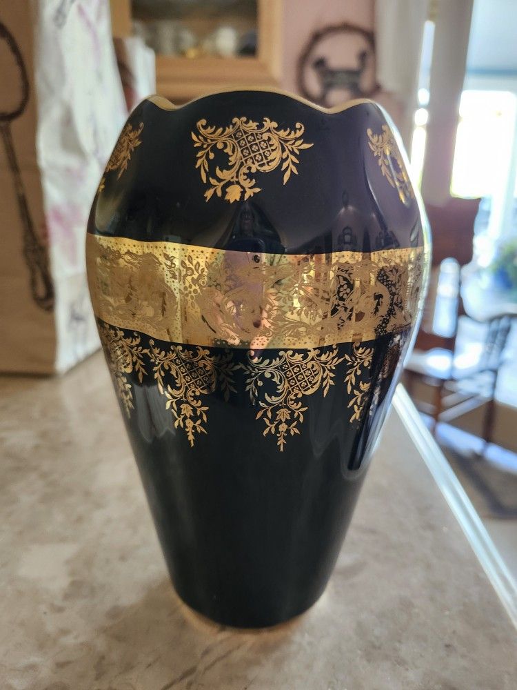 Limoges Vase. France 10 Inches Tall