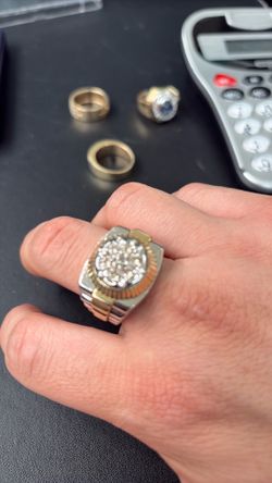 10KT Diamond Ring 1CTTW 21 Grams