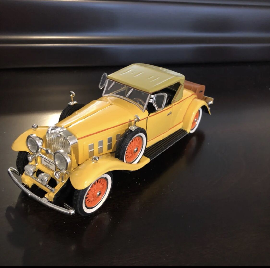 Diecast 1931 Cadillac Roadster
