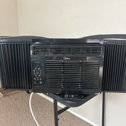 Window Air Conditioner ! Works Great 