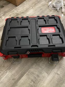 Milwaukee tool box