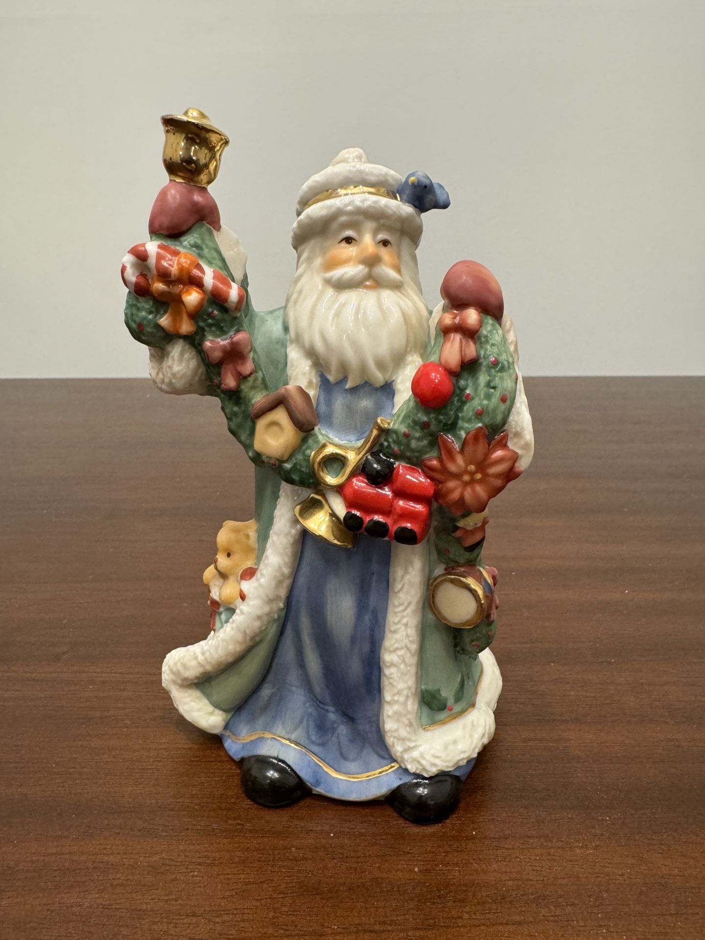 Bavarian Heritage "Lifting Spirits" Santa Figurine