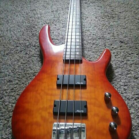 80's Alvarez 4 String Bass/ Trade for 5 string