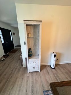 Set of 2 display piers