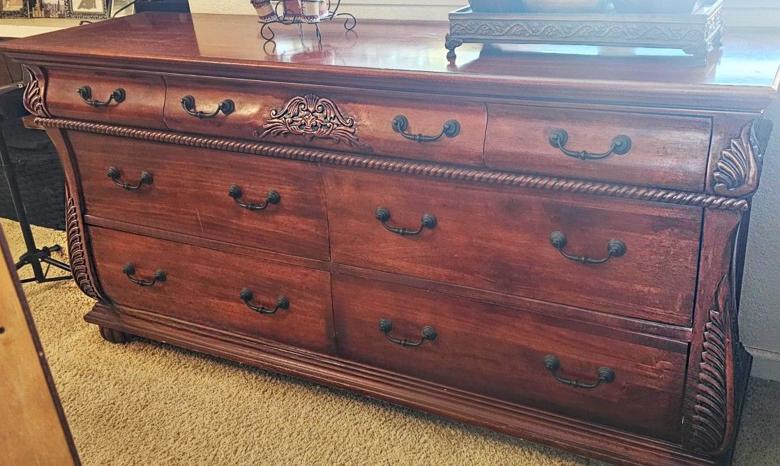 solid wood dresser