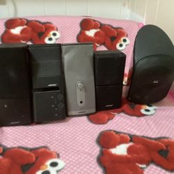 Bose Speaker Lot Of 5