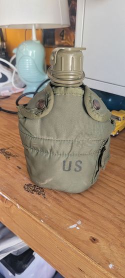 US military LC2 water canteen