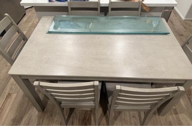 $75 OBO Gray Dining Table and Chair Set