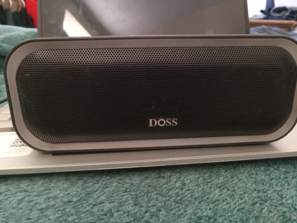 Doss Waterproof Bluetooth Speaker