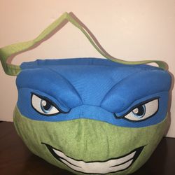 Teenage Mutant Ninja Turtle Leonardo Plush Easter/Halloween Candy Bucket TMNT