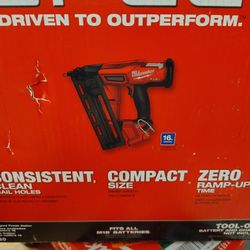 Milwaukee fuel 16 Ga Finish Nailer