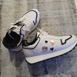 New Women Shoes Size 7