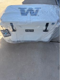 Washington Huskies Yeti Cooler