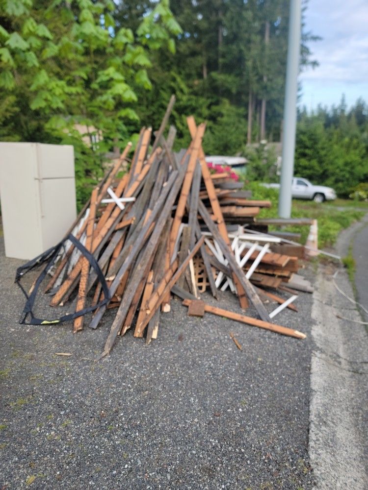 Free Old Deck Wood