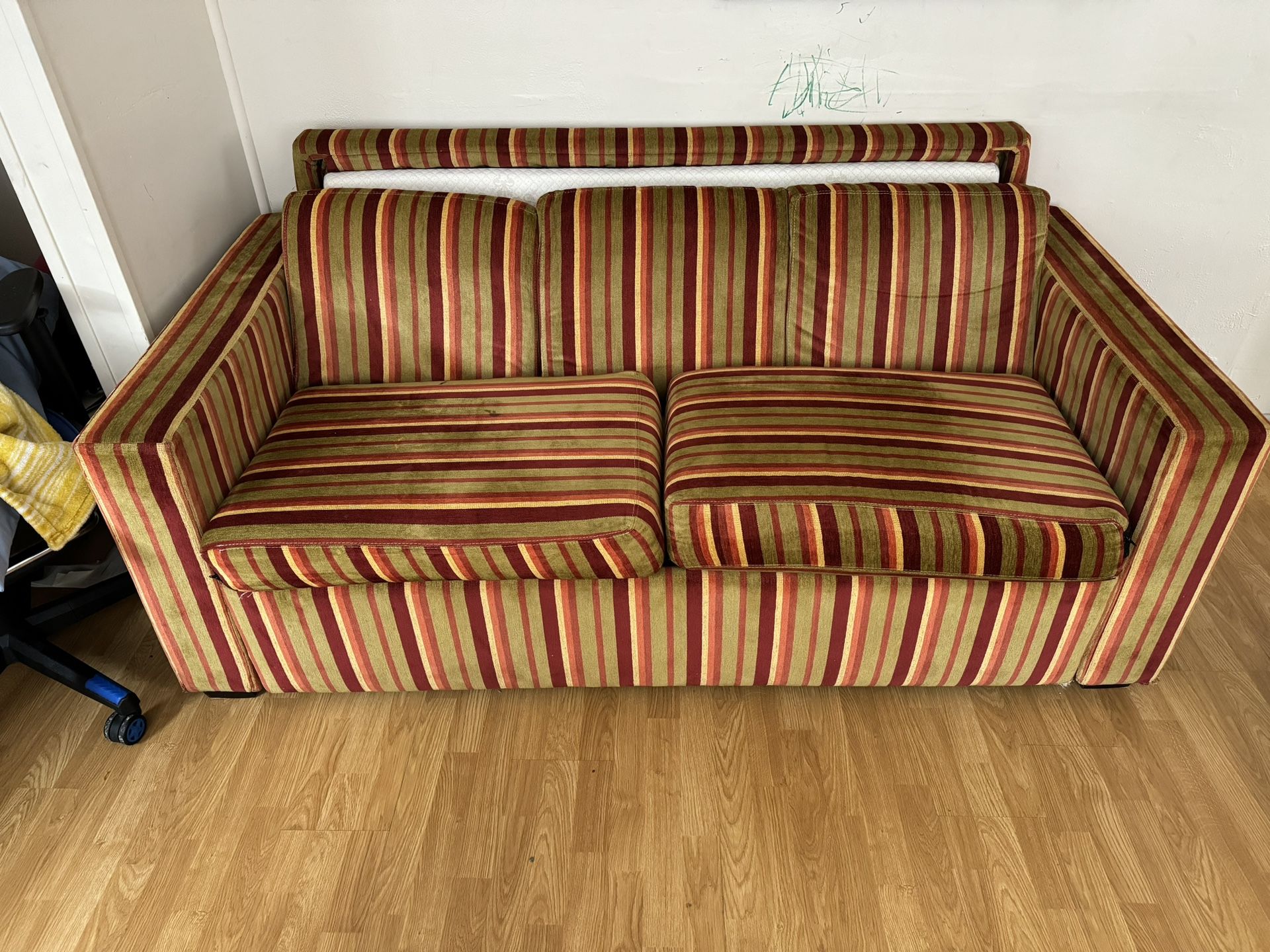 Pull Out Sofa