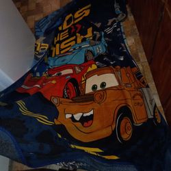 Large Fleece Lighting McQueen Blanket.. Lenth 82 X 63 W