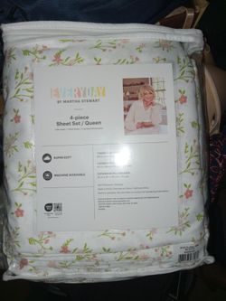 Martha Stewart Everyday Queen 4-Piece Sheet Set