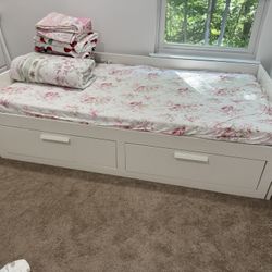Twin bed