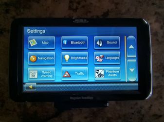Magellan RoadMate GPS RV 7" RV9365T-LMB GPS Navigator Bundle