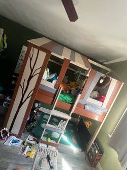 Kids Treehouse Loft Bed with Ladder