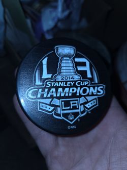 LA Kings 2014 Stanley Cup Champions NHL Puck