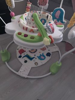 Baby bouncer