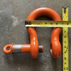 Shackle