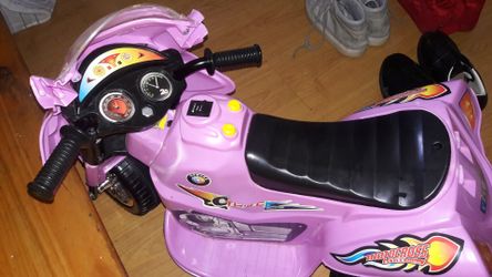 Pink girls bike