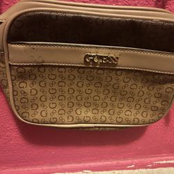 guess purse