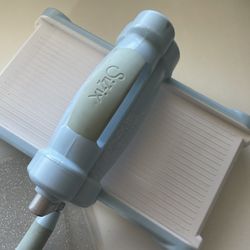 LIMITED EDITION COLOR SIZZIX BIG SHOT 