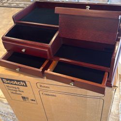 Frontgate Ultimate Charging Station/Jewelry Box