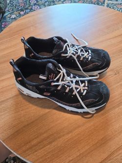 Skechers D'lites Walking Shoes Size 12W