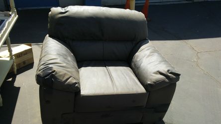 Black leather Chair