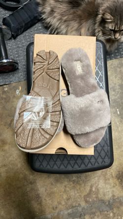 Ugg Slippers 
