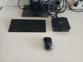 Chromebook mini PC super compact with 6 giga memory incredibly fast.
No more virus and spyreware.  Perfect to surf on internet!
Included wireless keyb