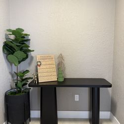 Black console Table 
