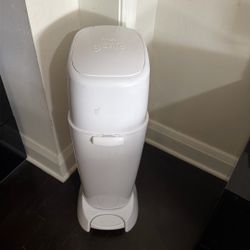 Diaper Genie 