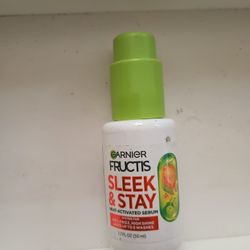 Garnier Fructis Sleek & Stay Heat Activated Serum