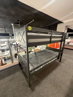 TWIN OVER TWIN BUNK BED