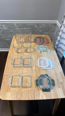Food containers