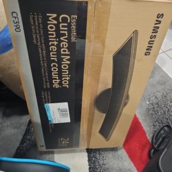 Samsung Curved Monitor 