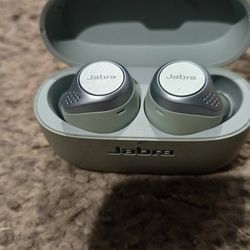 Jabra Ear Pods With Charging Box And Cable In Mint Green 