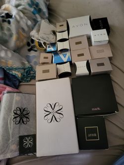 Avon Jewelry Bundle