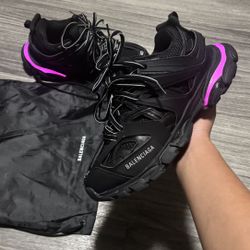 Balenciaga LED tracks size 9 