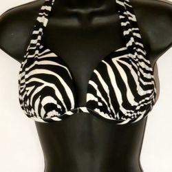 New, Never Worn Venus Swimwear Marilyn Underwire Bikini Top Black And White Size C