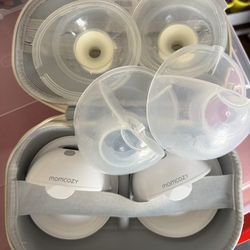 Momcozy 5 Wearable Pump