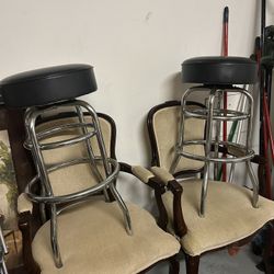 2 Bar Stool  