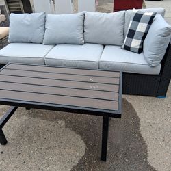 4 pc patio furniture set